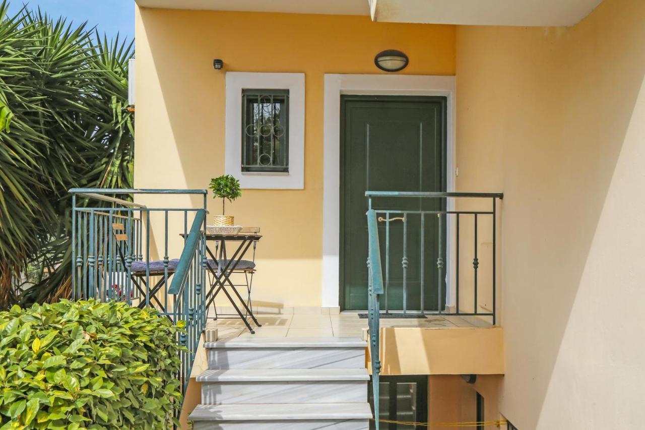Oliva Holiday Homes Dhiyellótika Exterior foto